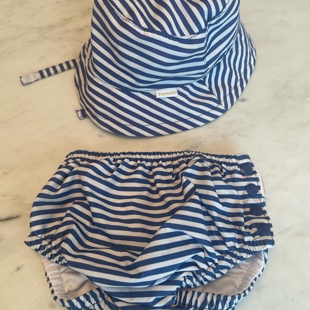 Tahari Baby Sun Hat and Swim Diaper Set. 18 Months.